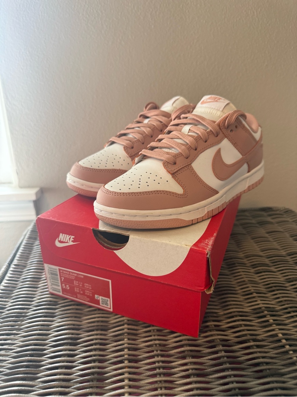 Nike Dunk Low - Rose Whisper